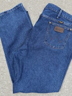 Wrangler Men's 47MACMS Premium Performance Cowboy Cut Slim Fit Jeans 44x32